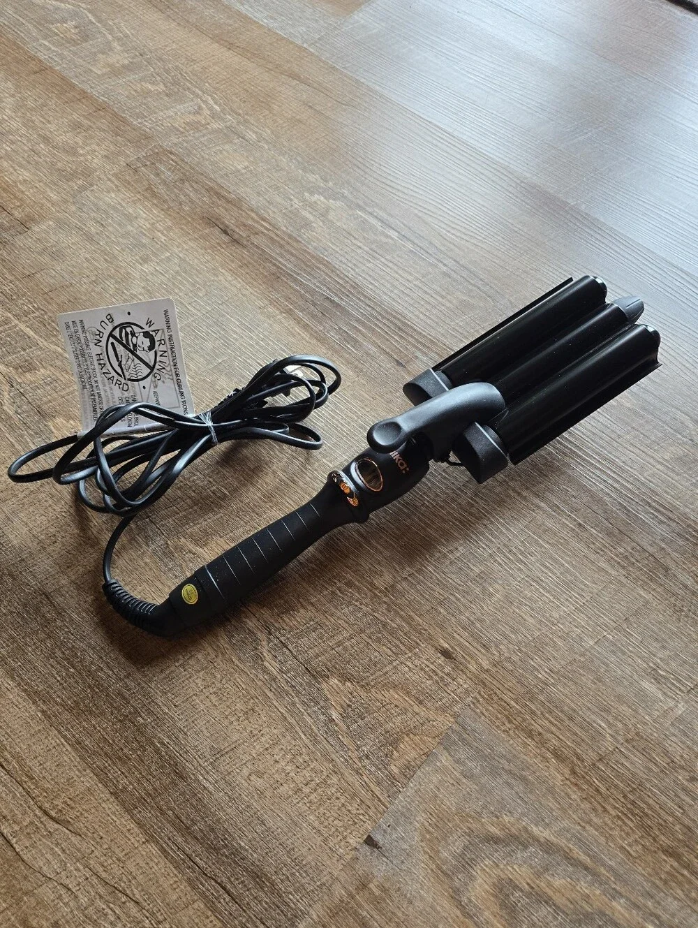 AMIKA High Tide Deep Wave Hair Waver Like New!